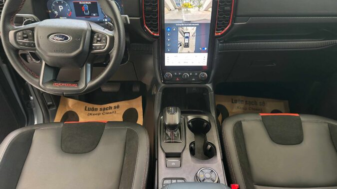 Chi Tiết Ford Ranger Raptor 3.0L V6 2026 - Giá Xe, Thông Số Và Thiết Kế 21