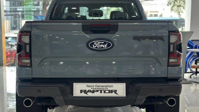 Chi Tiết Ford Ranger Raptor 3.0L V6 2026 - Giá Xe, Thông Số Và Thiết Kế 17