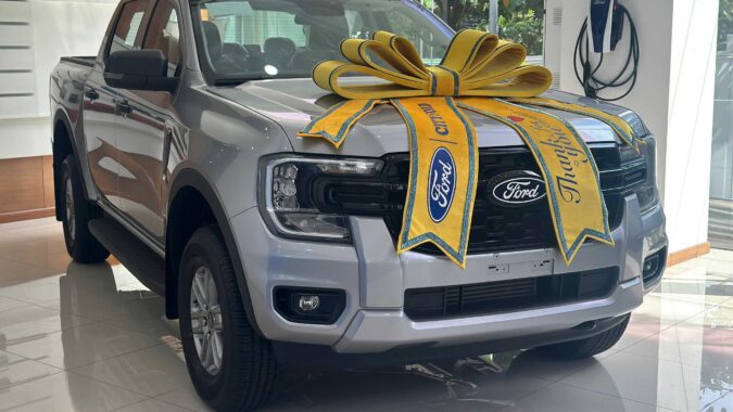 Chi Tiết Ford Ranger Raptor 3.0L V6 2026 - Giá Xe, Thông Số Và Thiết Kế 31