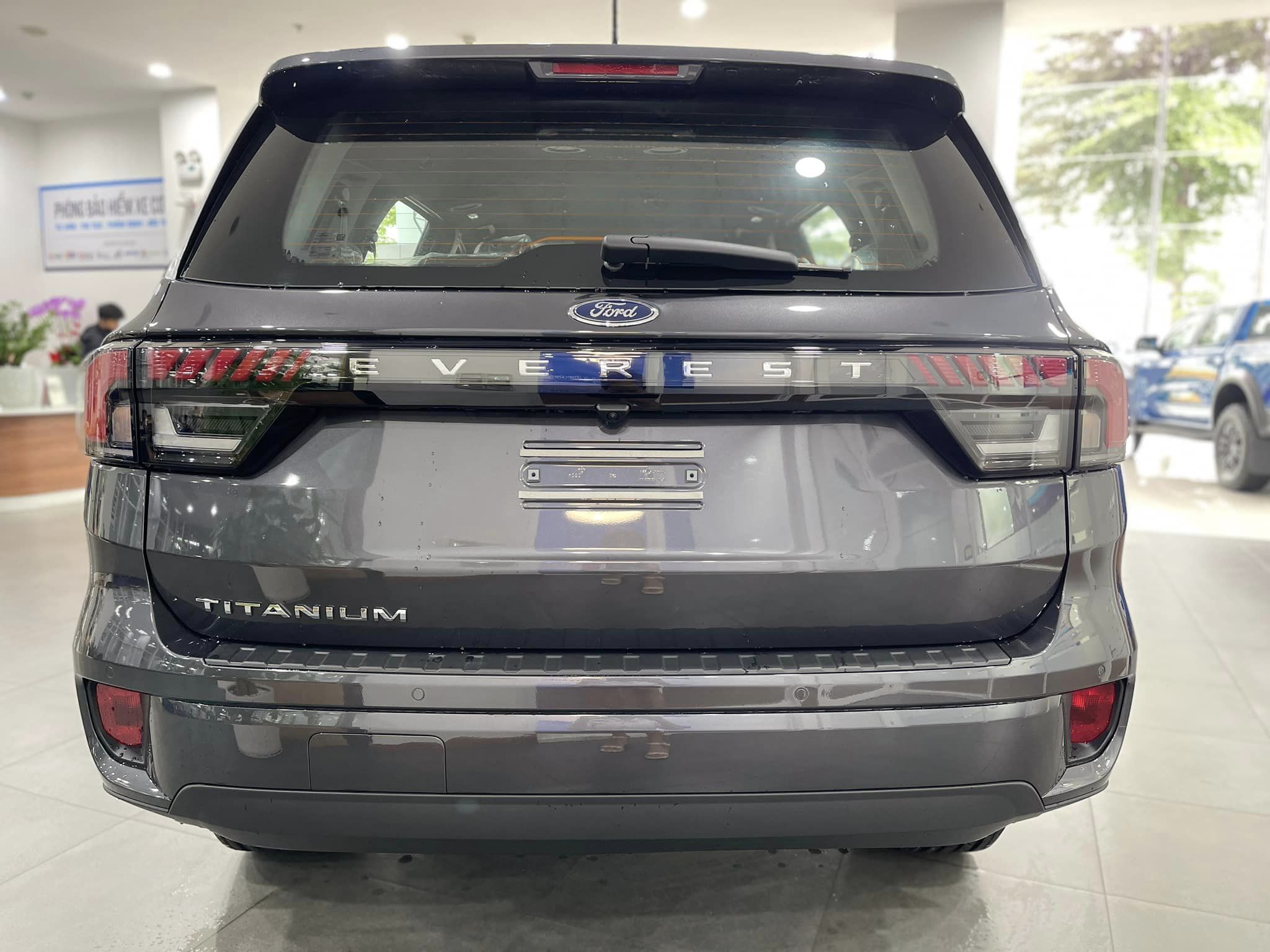 Ford Everest Titanium 4x4 2025: Giá Xe, Thông Số Và Đánh Giá 26