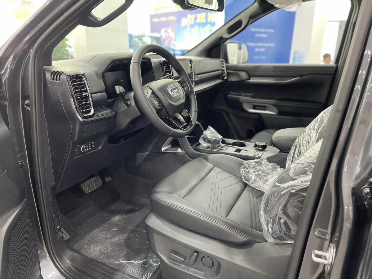 Ford Everest Titanium 4x4 2025: Giá Xe, Thông Số Và Đánh Giá 11