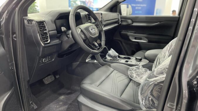 Ford Everest Titanium 4x4 2025: Giá Xe, Thông Số Và Đánh Giá 22