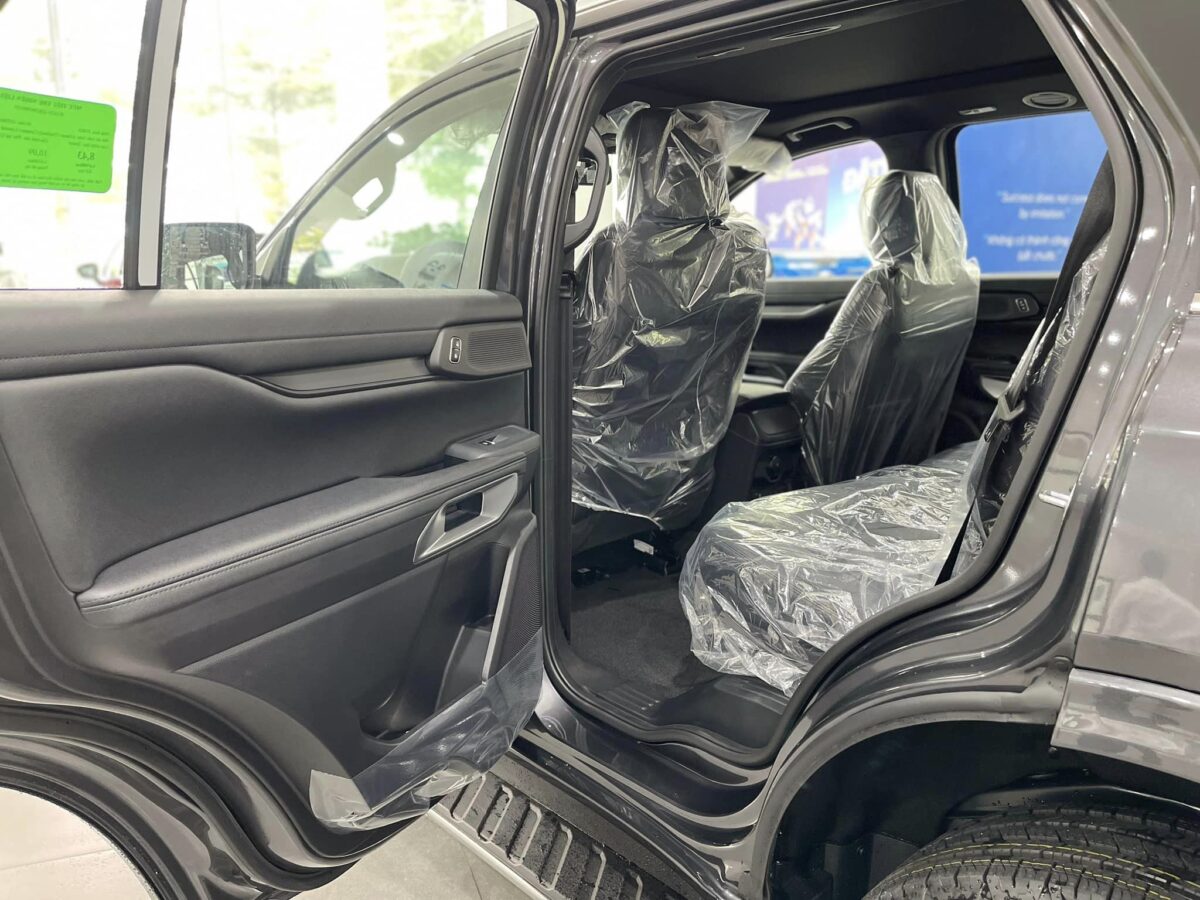 Ford Everest Titanium 4x4 2025: Giá Xe, Thông Số Và Đánh Giá 12
