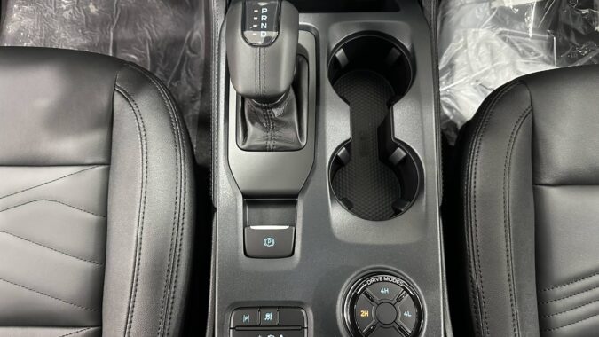 Ford Everest Titanium 4x4 2025: Giá Xe, Thông Số Và Đánh Giá 19