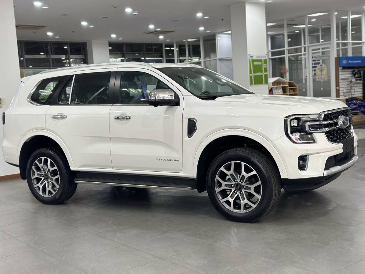 Ford Everest Titanium 4x4 2025: Giá Xe, Thông Số Và Đánh Giá 4