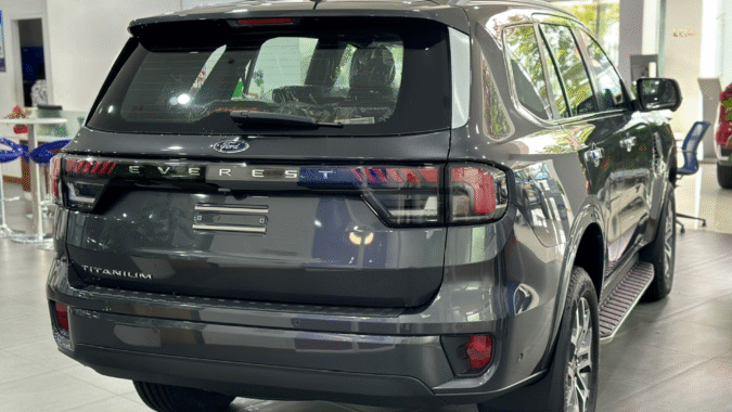 Ford Everest Titanium 4x4 2025: Giá Xe, Thông Số Và Đánh Giá 17