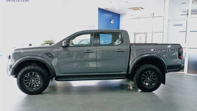 Thiết kế ngoại thất Ford Ranger Raptor 2024 - Thân xe