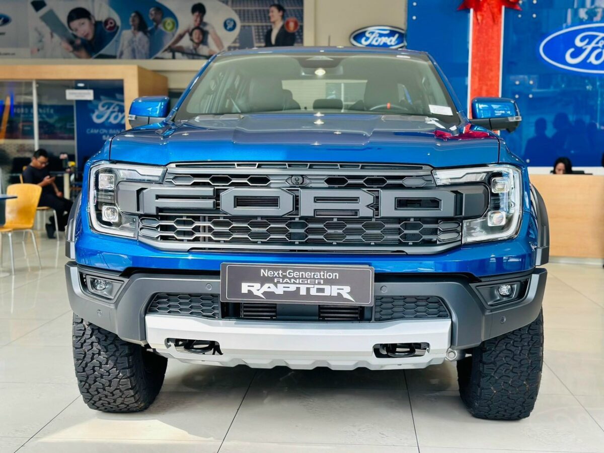 Chi Tiết Ford Ranger Raptor 2025 - Giá Xe, Thông Số Và Thiết Kế 2