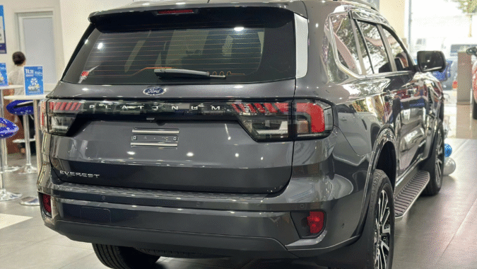 Ford Everest Platinum Mới 2025 – SUV 7 Chỗ Đẳng Cấp, Tiện Nghi Và Sang Trọng 13