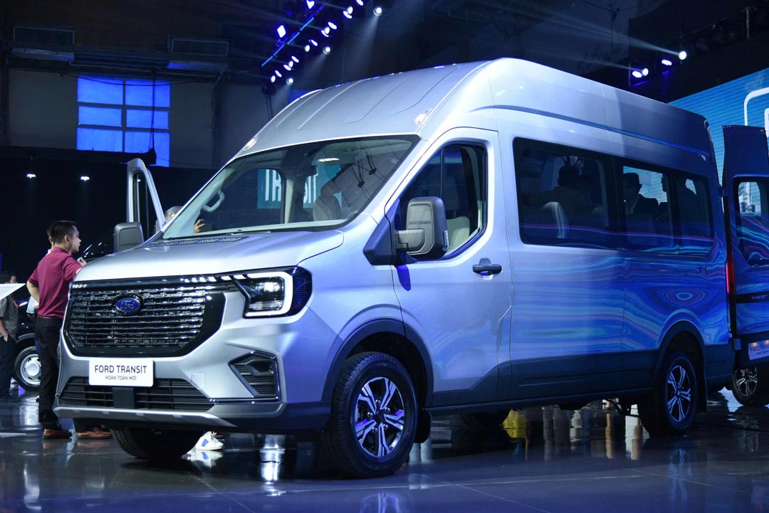 Bảng Giá Xe Ford 2025 Mới Nhất – Ưu Đãi, Giá Lăn Bánh, Khuyến Mãi Hấp Dẫn 5 Ford Transit 2025 xe thương mại 16-18 chỗ