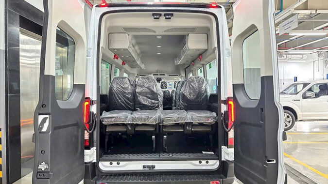 Ford Transit 18 Chỗ Premium+ : Giải Pháp Tối Ưu Cho Kinh Doanh Vận Tải Hành Khách 15