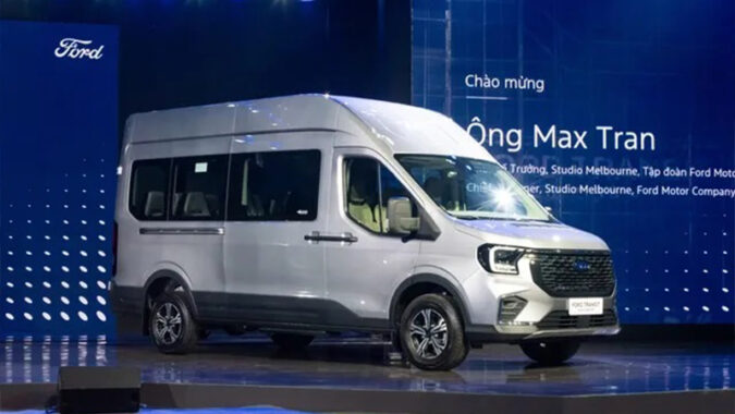 Xe 16 Chỗ Ford Transit Premium – Bền Bỉ, Hiện Đại, Chuẩn Mực Vận Tải 2025 14