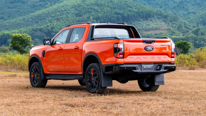 Ford Ranger Wildtrak 3.0L V6 MỚI: Giá Xe, Thông Số Và Đánh Giá 10
